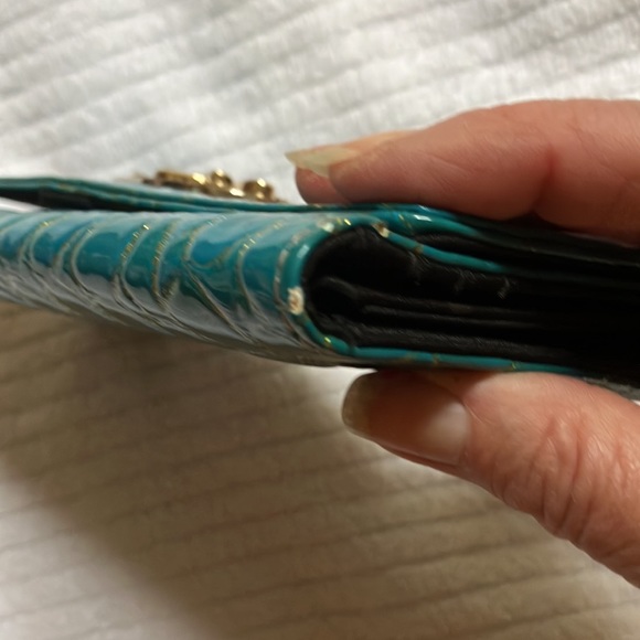 Kathy Van Zeeland blue/gold wallet nice pebble detail - Picture 7 of 12